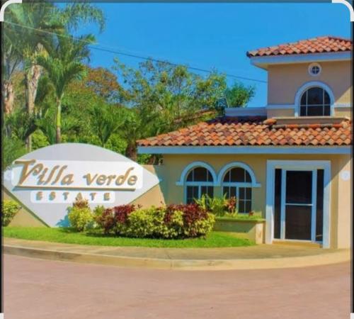 Casa Luna Villa Verde