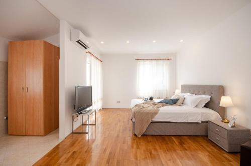 Villa Juliana photo 2