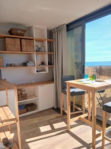 Studio Vue mer et piscine, wifi, climatisation, parking Résidence Cap corniche