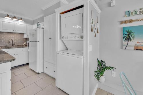 Oceanfront Condo #507 at Summit Beach Resort photo 16