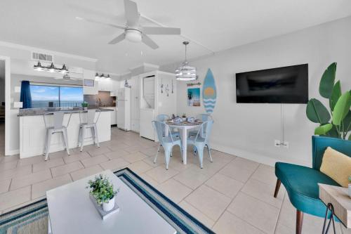 Oceanfront Condo #507 at Summit Beach Resort photo 7