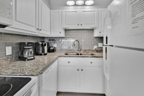 Oceanfront Condo #507 at Summit Beach Resort photo 29