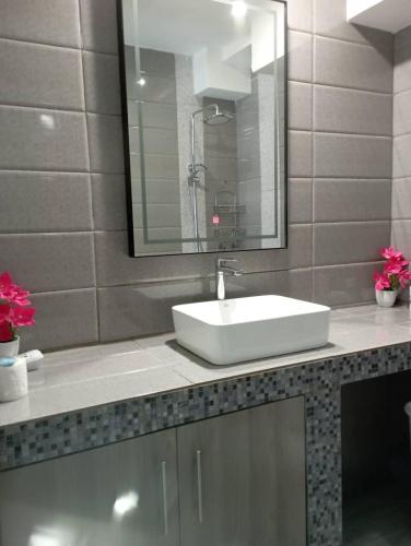 Bany a spacious and bright Studio S2