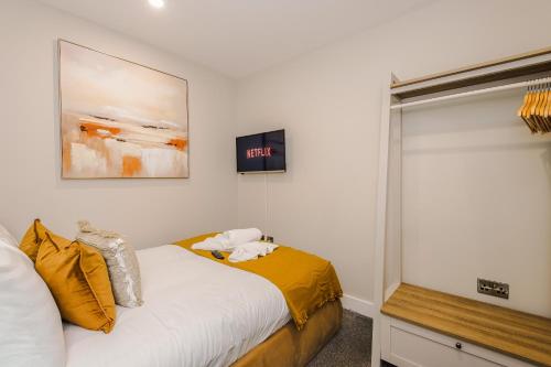 Luxury 2-Bed Apt by Royal Albert Dock & M&S Arena photo 11