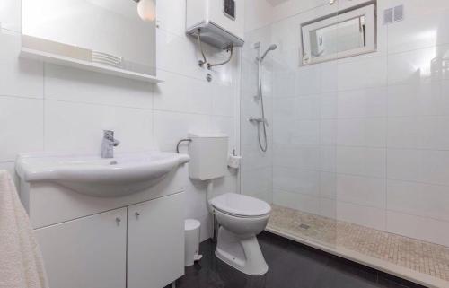 Apartments by the sea Podgora, Makarska - 6780