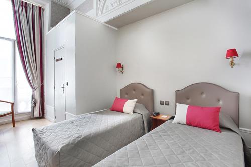 Gallery image of Hotel Montpensier in Paris