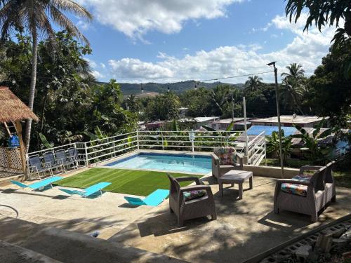 Charming Fajardo Retreat for Family Friends