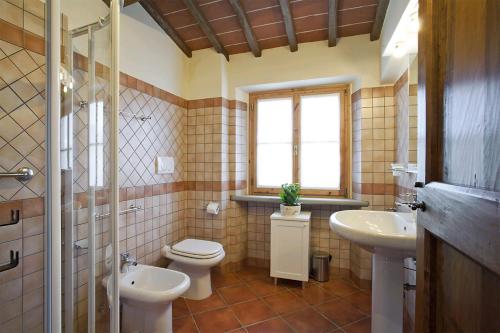 Vonios kambarys apgyvendinimo įstaigoje Agriturismo Panzanello
