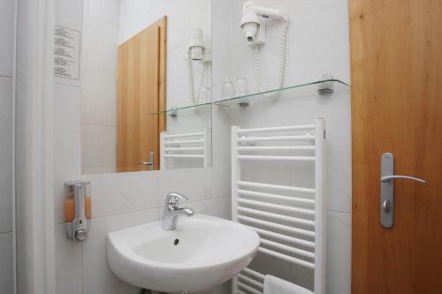 Koupelna v ubytování Hotel Tabor Maribor