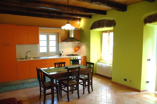 A kitchen or kitchenette at Casa Angelino