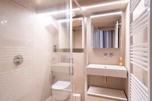 Old Town Studio with Balcony and AC - Beaches and Nightlife