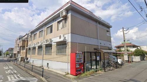 15 min by taxi from FUKUOKA Airport 7min Walk to Ijiri St Walk to Lalaport Max 4 Guests Free Wi-Fi