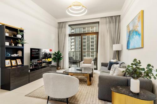 FIRST CLASS 3BR Near Burj Khalifa & Dubai Mall