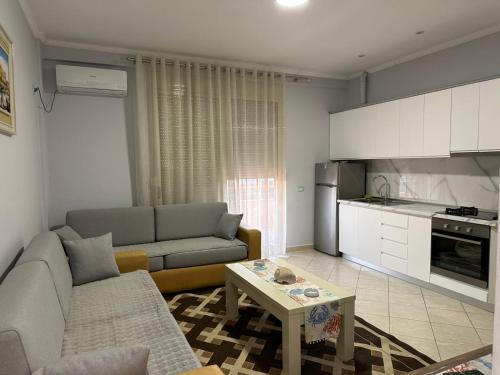 Dapur atau dapur kecil di Aldi Summer Apartment
