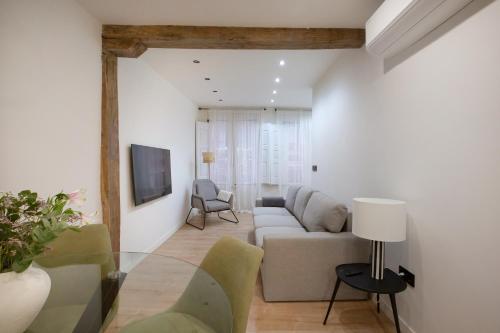 Renovated Apartment in Historic Bilbao Old Town