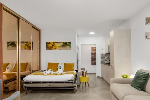 VICTORIA BEACH - Lumineux studio - BORD DE MER - Centre Menton