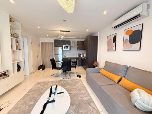 Comfort in the heart of the city - Loxwood House