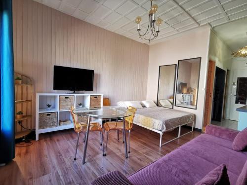 Studio Corail - Clim - WIFI - Parking - Piscine - Front de mer - Proche commerces et centre ville