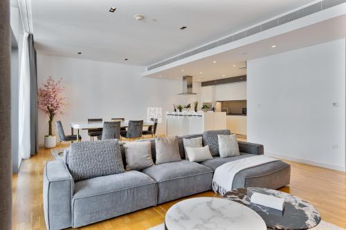 Mira Holiday Homes - Bluewaters Residence 3 High-Floor with Ain Views
