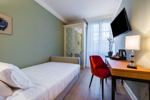 Villa Neroli - Place of Charme — Photo of the whole room