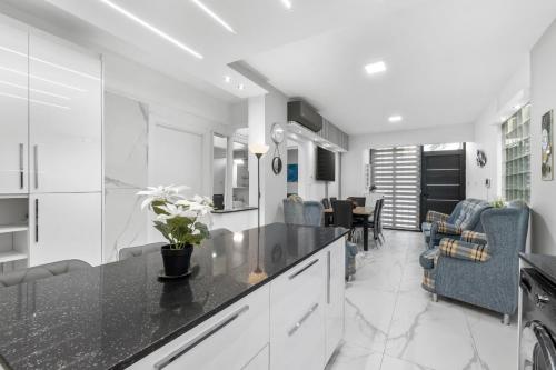 Family 3 Bedroom with Terrace