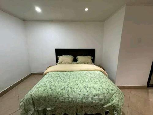 Xiaoxiang Home Stay
