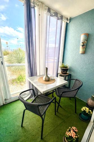 Joli appartement avec piscine