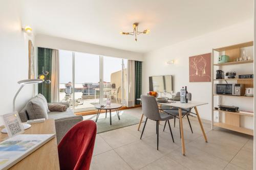 Costa Apartment II - Linda Vista