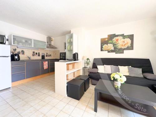 Qartier Villeroy vue sur canal a proximite des plages, piscine, bus avec stationnement