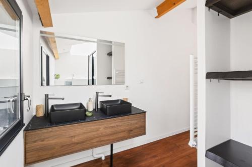 Modern triplex with terrace - Castellane