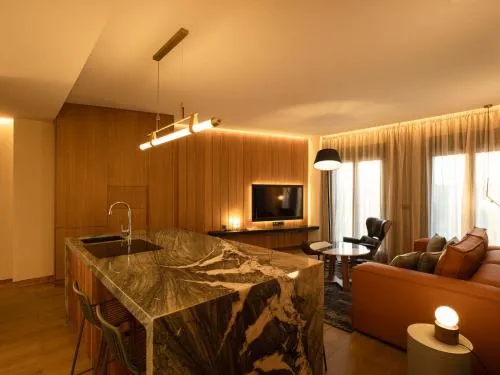 ÉCLAT Collection - City Center - POOL and PRIVATE FREE PARKING photo 4
