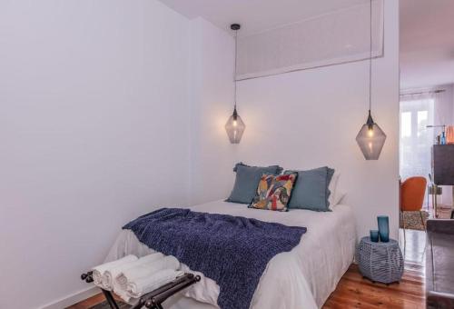Beato Design Riverbank Retreat