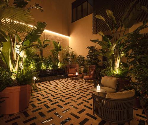 ÉCLAT Collection - City Center - POOL and PRIVATE FREE PARKING photo 24