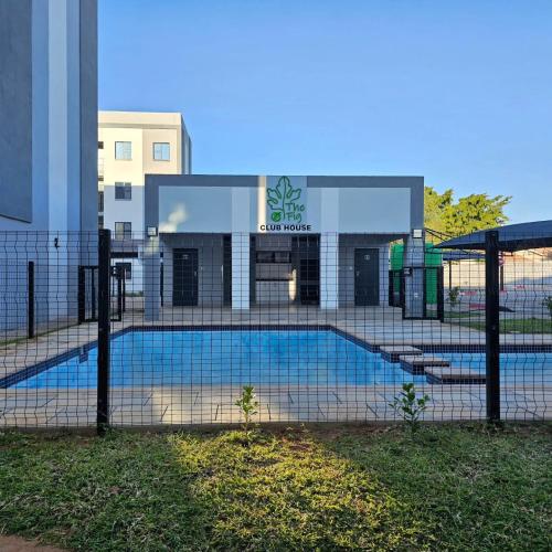 Piscina a Apartment D403 o a prop