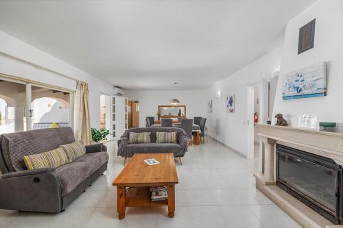 Casa Belcarina Stunning Villa with Amazing Sea View