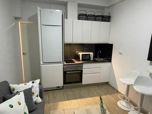 Studio one-bedroom apartment in Madrid