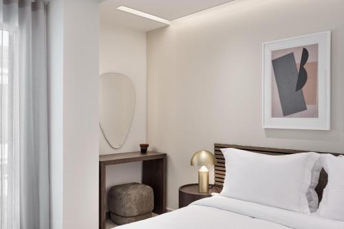 The Signature Suite in Kolonaki Luxury 1BR Apt