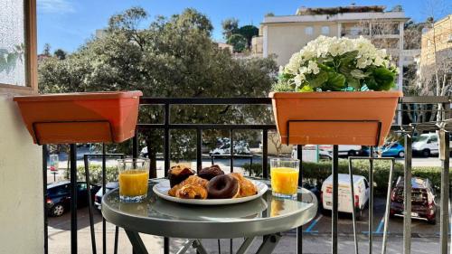 Menton - close to center - air conditioning - wifi
