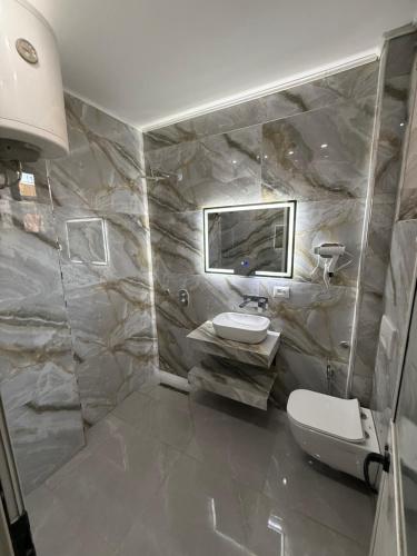 Kupatilo u objektu ELIO's Room