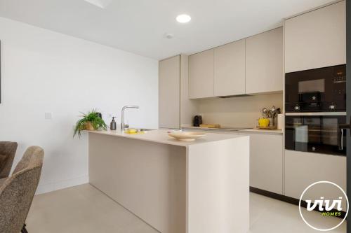 VIVI Homes - Julicasa - pool - big garden - terrace