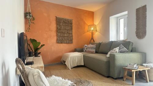 La Casita Nazaré with Private Pool & Forest Retreat