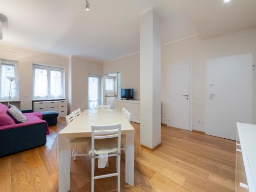 I Host Apartment - Nazario Sauro 14