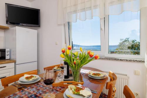 Apartments Iva