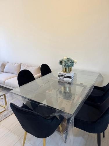 Cozy apartment in JVC
