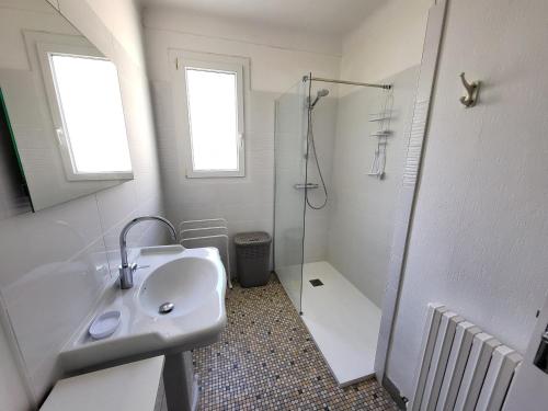 Charmant T3 avec Jardin Clos à 700m de la Plage et Commerces