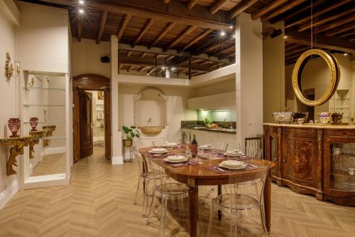 Daplace - Sofia Apartment