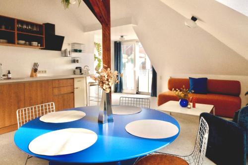 Foto Historic City Center Design Apartments - Schlossberg View 6