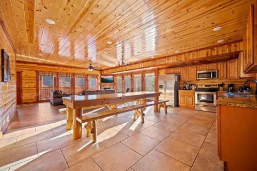 Paradise Pointe Pool Lodge by Beyond Expectations photo 12