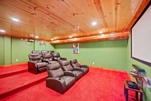 Paradise Pointe Pool Lodge by Beyond Expectations photo 38