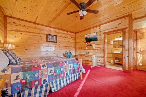 Paradise Pointe Pool Lodge by Beyond Expectations photo 25